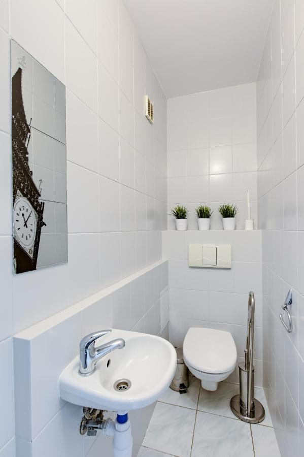 Krzywon 8 Rooms Warsaw Ngoại thất bức ảnh